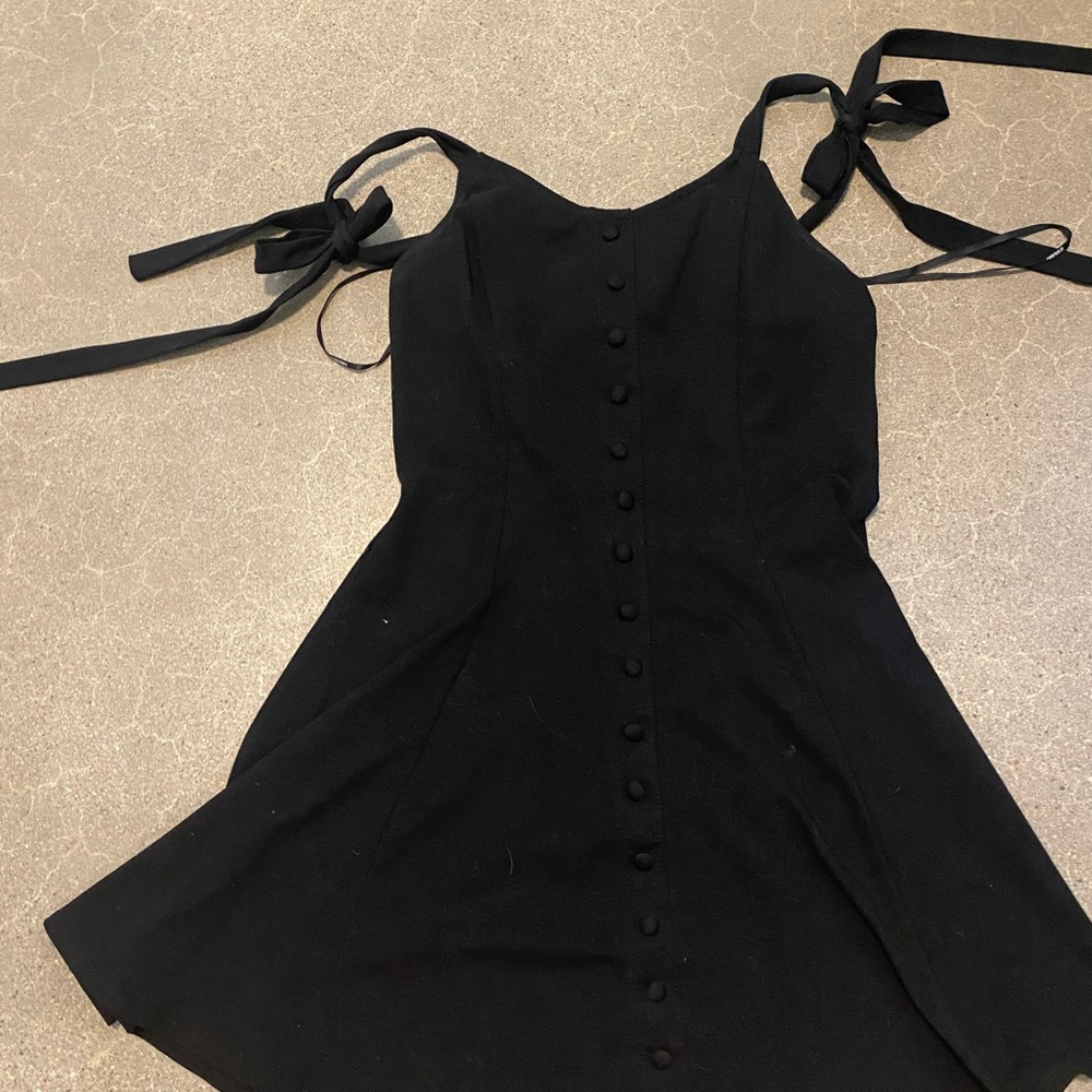 Shoulder tied skater dress